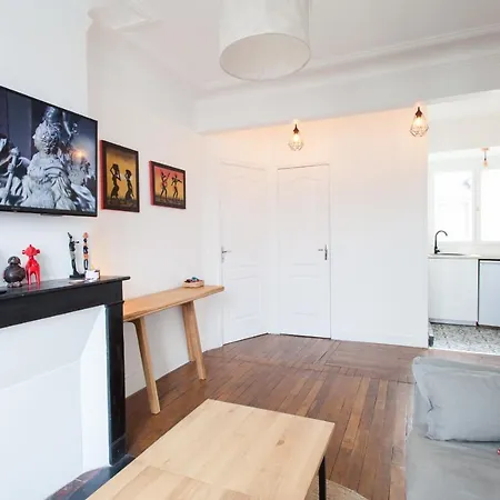 Hostnfly - Charming And Bright With Balcony Апартаменты